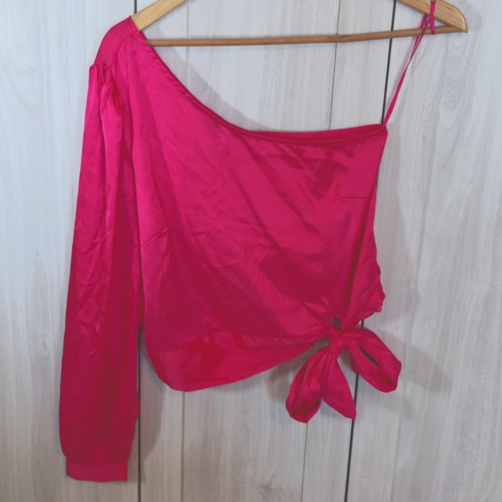 Asymmetrical Magenta Date Top - Size XS